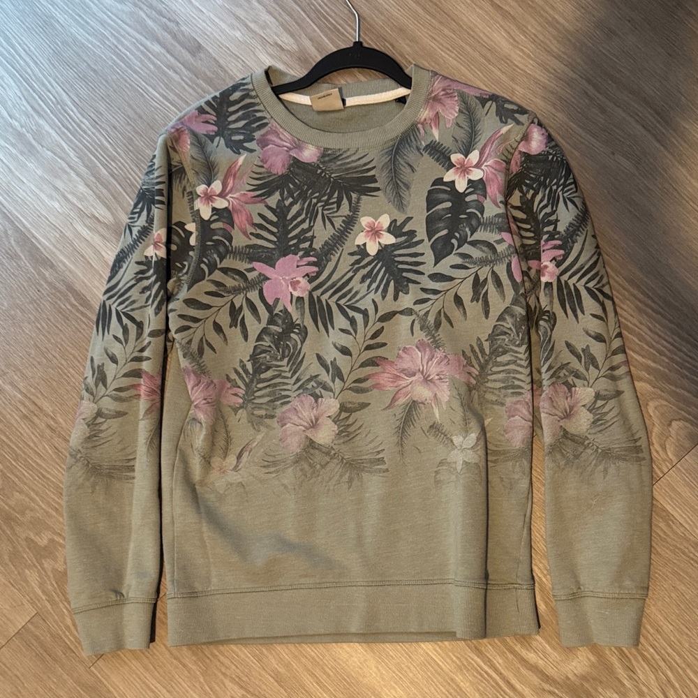🌿🌸 Jack & Jones Originals Floral Crewneck Sweatshirt – Chill Botanical Vibes 🌸🌿